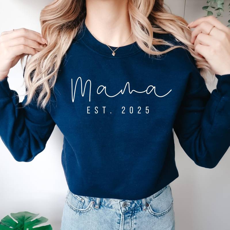 Mama Est Sweater Personalisierbar Pullover Geschenk Muttertag Sweatshirt Muttertagsgeschenk Geschenke Für Weihnachten von vanKrug