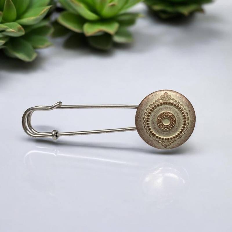 Ponchonadel Brosche Aus Metall Mit Ornament in Bicolor Weiß Roségold Kiltnadel Als Trachtenschmuck Sicherheitsnadel Verschluss Anstecknadel von vasenschmuck