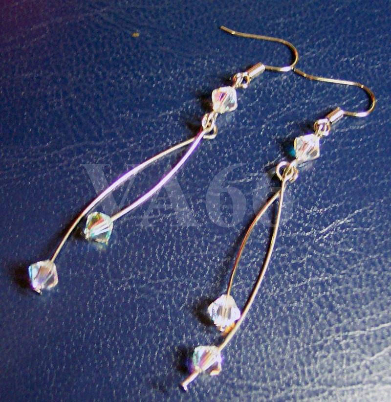 Handgefertigte Swarovski Kristall Lange Kurvige Kronleuchter Ohrringe U Wählen Sie Col Elegant Für Brautjungfern, Blumenmädchen Braut Mob von vcreations