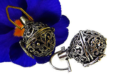 Filigraner Anhänger Dose 27x20mm Medaillon Metall zum Öffnen schließbar, neu von vendor-unknown