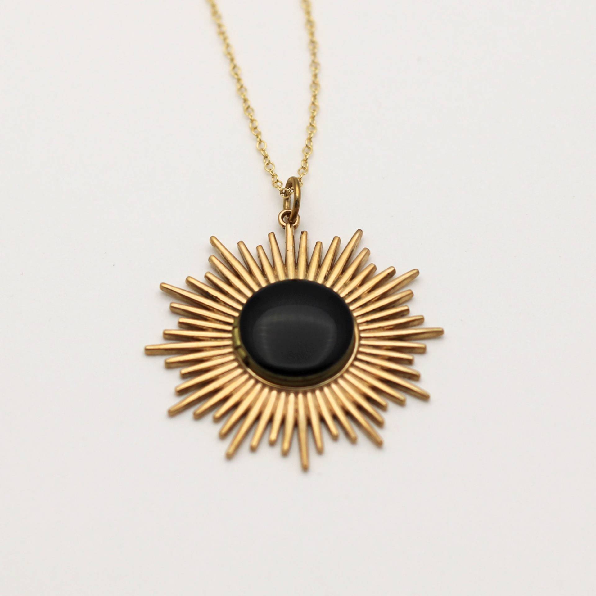 Medaillon-Halskette, Goldene Starburst-Goldkette, Schwarze Emaille, Foto-Schmuck, Individuelle Geschenke, Bild-Halsketten, Mehrschichtige Medaillons von verabel