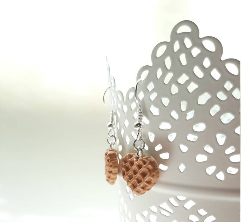 Waffelohrringe Herzform Polymer Clay Miniatur Waffleearrings Waffelohrringe Herzform Polymer Clay Miniatur Waffleearrings von verflixtundzugeklebt