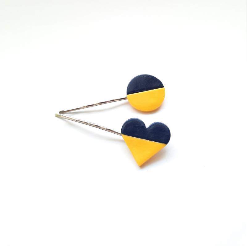 stand With Ukraine Spendenprodukt Haarklammer Haarspange Ukraine Flagge Blau Gelb von verflixtundzugeklebt