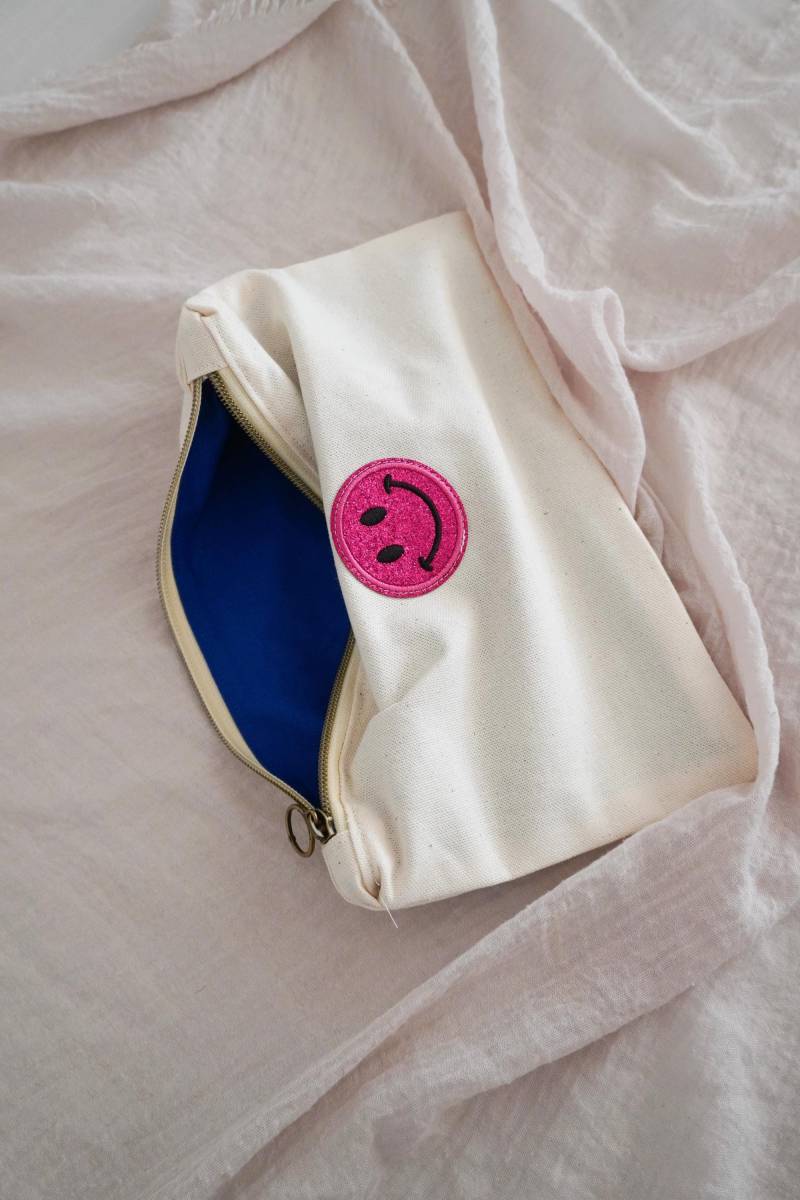Kosmetiktasche „Happy" von verliebtvernaeht