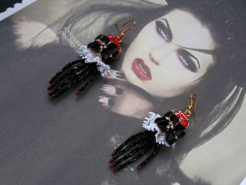 Ohrringe "Hände Von Dracula" Halloween Gothic, Steampunk Ohrringe "Hände Von Dracula" Halloween Gothic, Steampunk von verovalentinoverzi