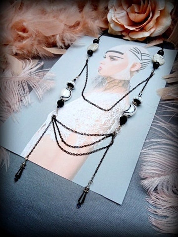 Schwarz-Weiße Halskette Halskette, Boho Chic, Art Deco Für Wedding Schwarz-Weiße Halskette Halskette, Boho Chic, Art Deco Für Wedding von verovalentinoverzi
