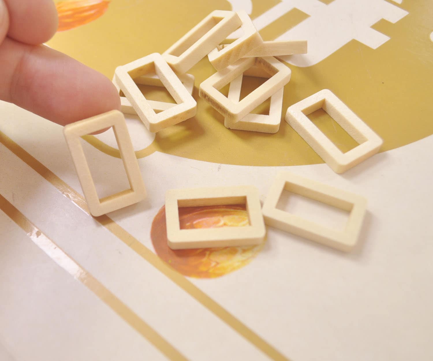 12 Stück, Diy Unfertige Laser Geschnittene Holz Anhänger, Naturholz Ohrringe Rohlinge, Holzschmuck, Holzformen, Hohle Rechteckform - 23 X 14 Mm von verycraft