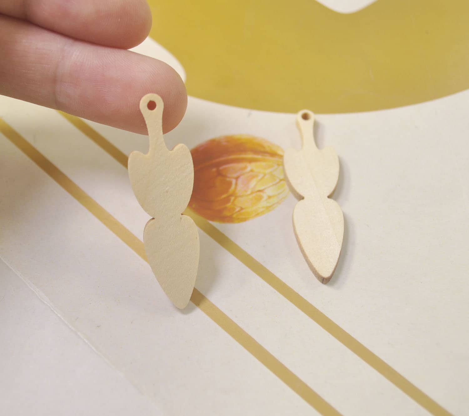 12 Stück, Diy Unfertige Laser Geschnittene Holz Anhänger, Naturholz Ohrringe Rohlinge, Schmuck, Holzformen, Lange Tropfenform - 45 X 13 Mm von verycraft