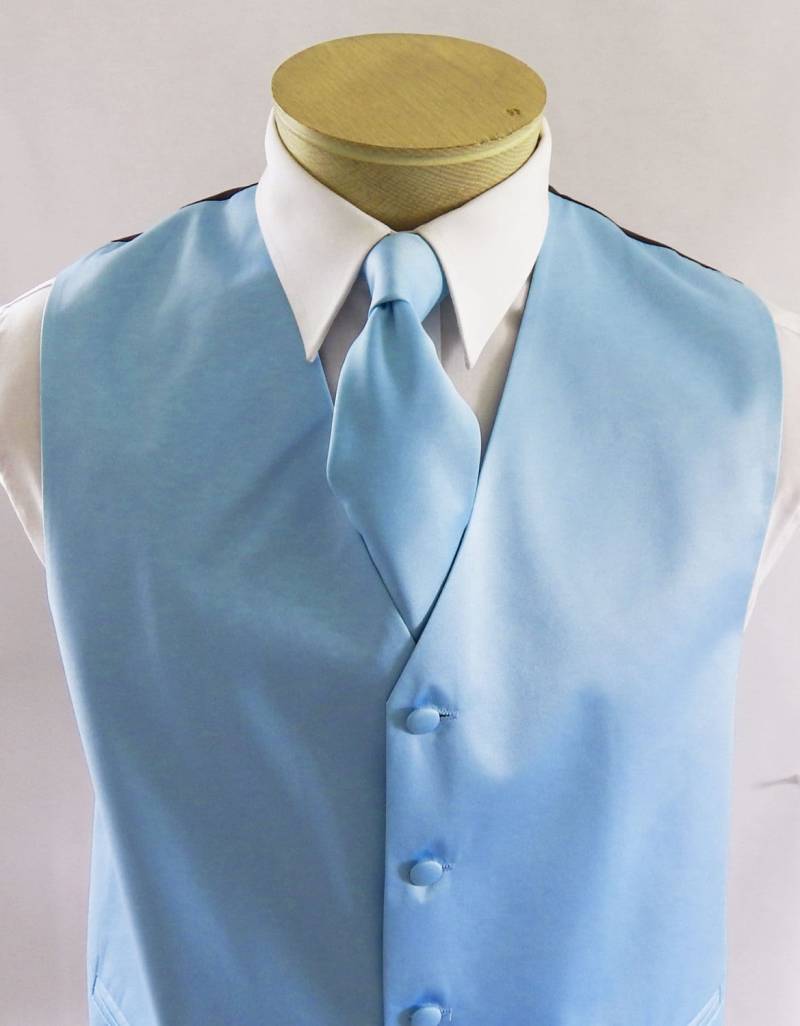 Herren Weste Hellblau Glatt Satin Und Verdeckte Knöpfe Kommt Mit Passender Krawatte Tasche Quadrat Schwarz Verstellbar Rückseite Herren Weste Hellblau Glatt Satin Und Verdeckte Knöpfe Kommt Mit Passender Krawatte Tasche Quadrat Schwarz Verstellbar Rückseite von vesterrific