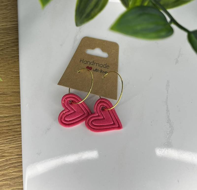Design Ohrringe - Creolen Zum Valentinstag "Heart Me" in Rot von viKreativDesign
