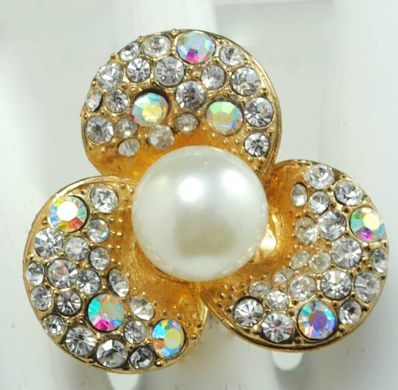 Blumiger Perlenring Mit Ab-strasssteinen, Verstellbares Band von victoriascharms