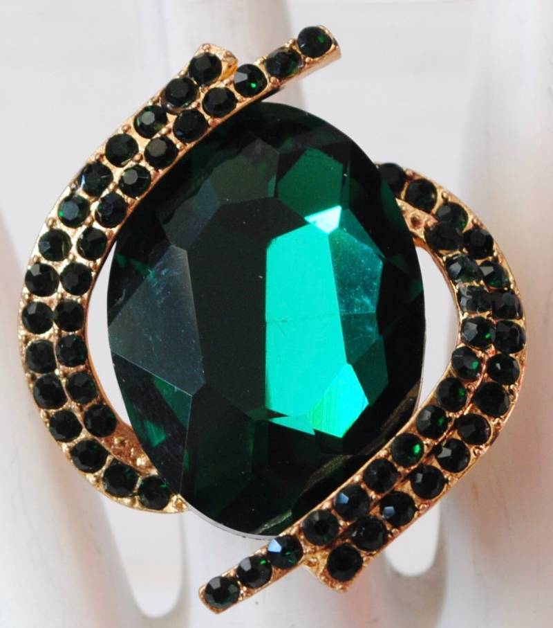 Grüner Strass Cocktail Ring Großer Urlaub Schmuck Geschenk Für Sie Verstellbaren von victoriascharms