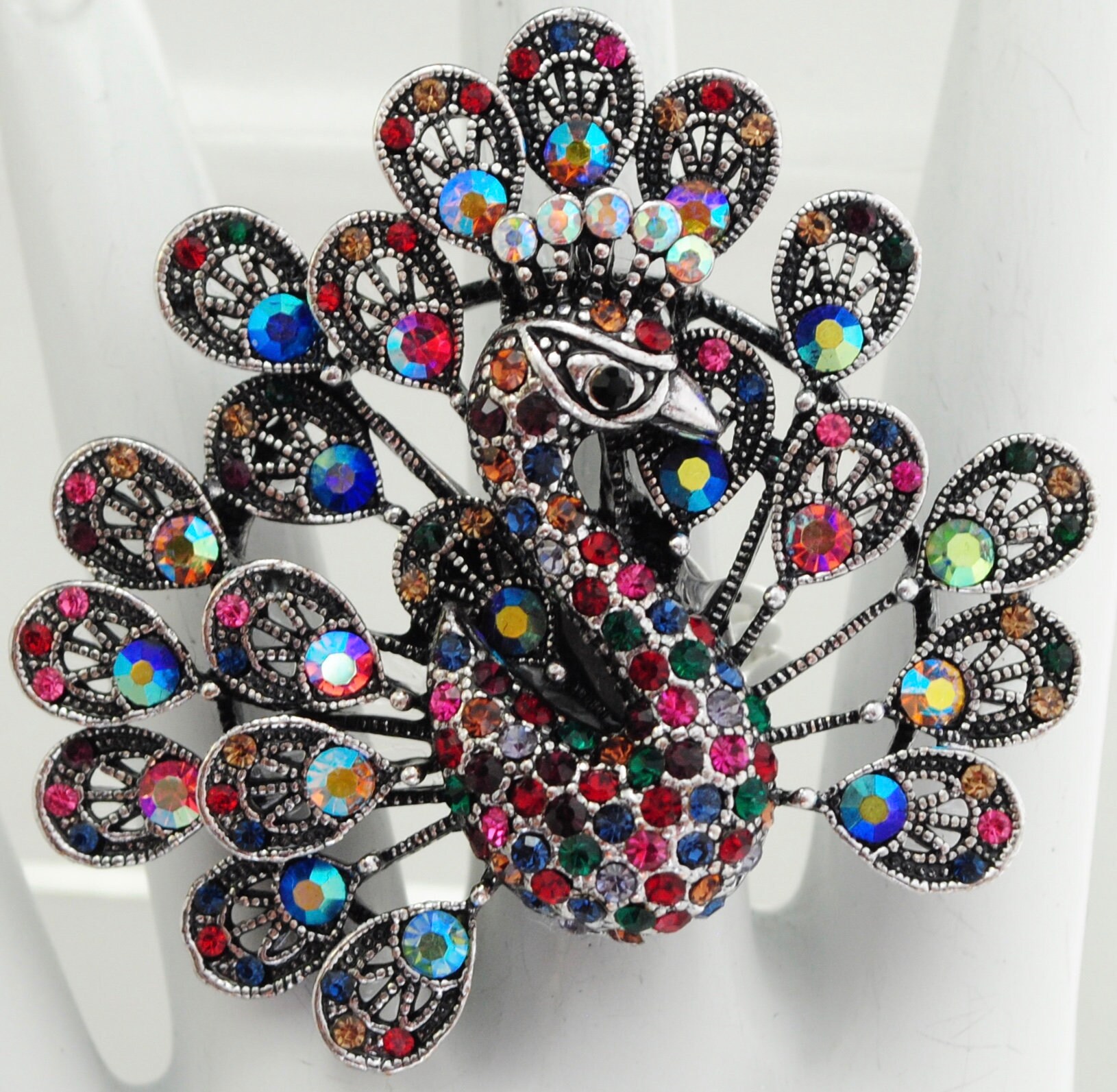strass Pfau Ring Multicolor Aurora Borealis, Verstellbare Silberplatte von victoriascharms