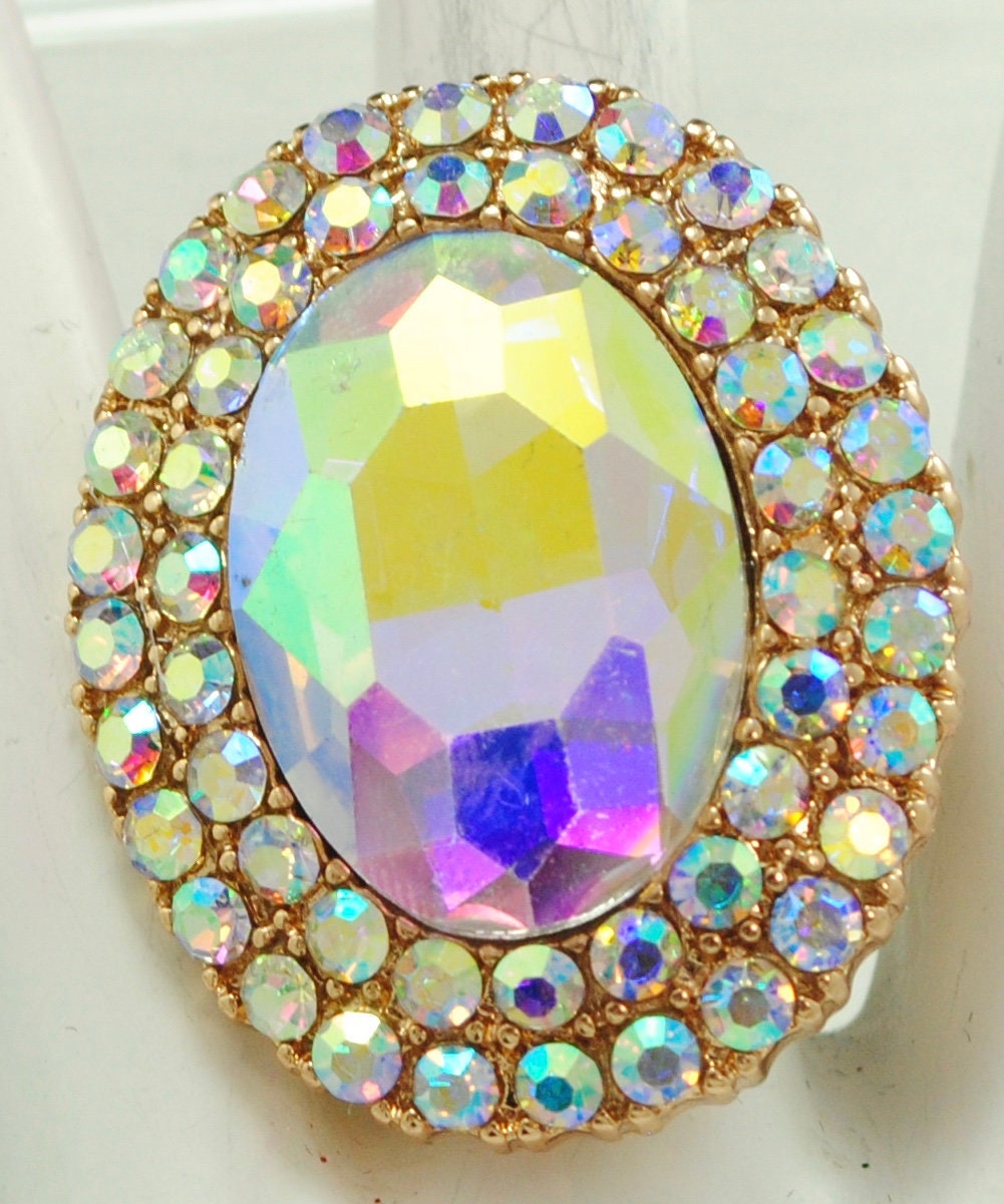 Schillernder Strass-Cocktailring, Verstellbares Goldband von victoriascharms