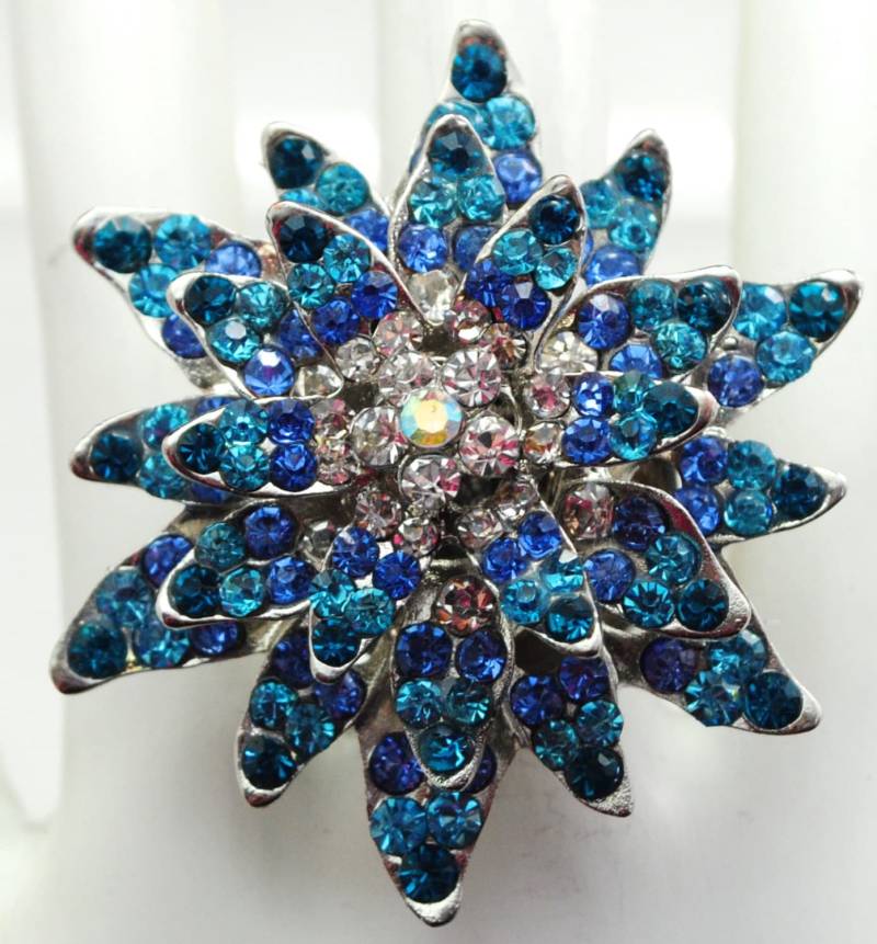 Starburst Strass Cocktail Ring, Verstellbare Silberplatte von victoriascharms