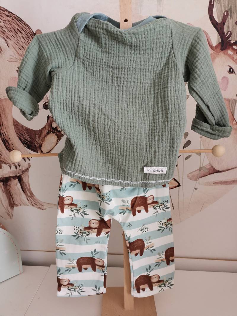 Kinder Set, Hose Und Shirt, Fertig Genäht, Größe 56 von villamoniquehandmade