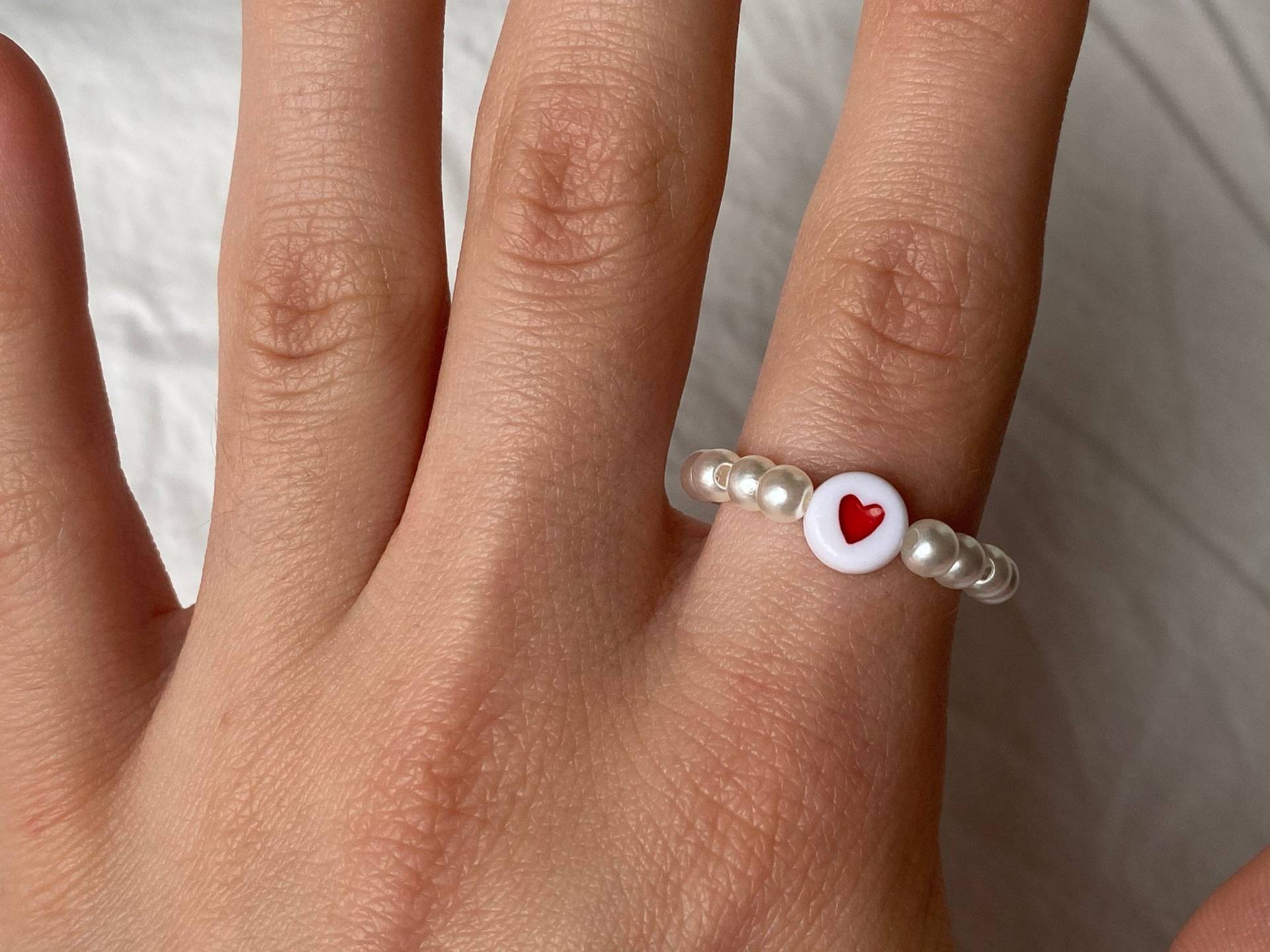 Beaded Heart Ring Beaded Heart Ring von vilovia