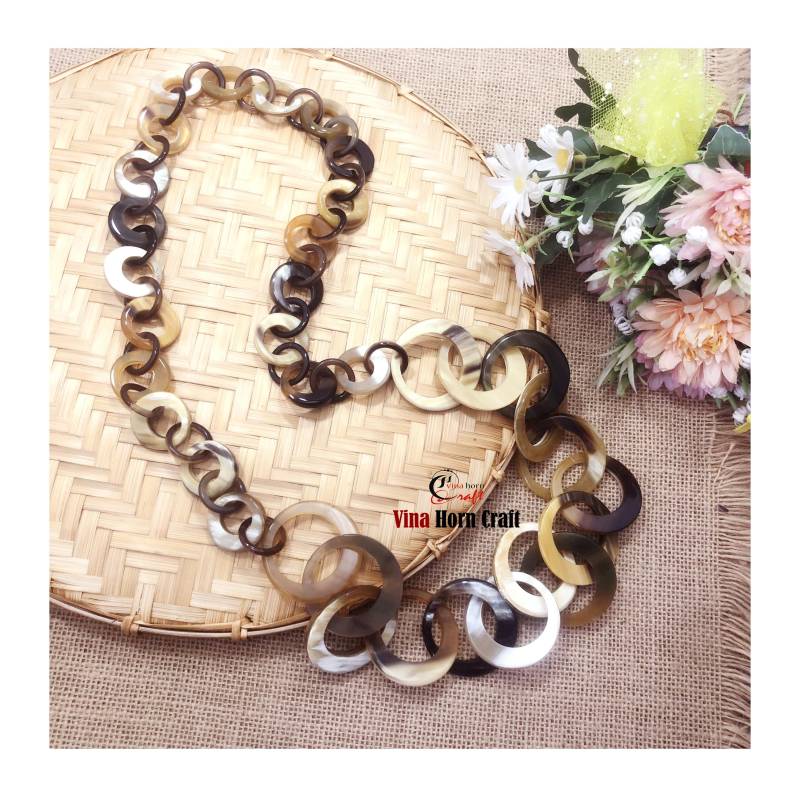 Handgefertigter Schmuck Aus Büffelhorn von vinahorncraft