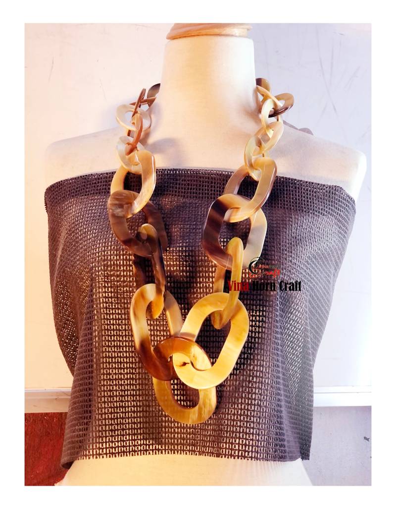 Natürliche Büffelhorn Halskette - Kette Handmade in Vietnam- Schmuck- Vnh020 von vinahorncraft