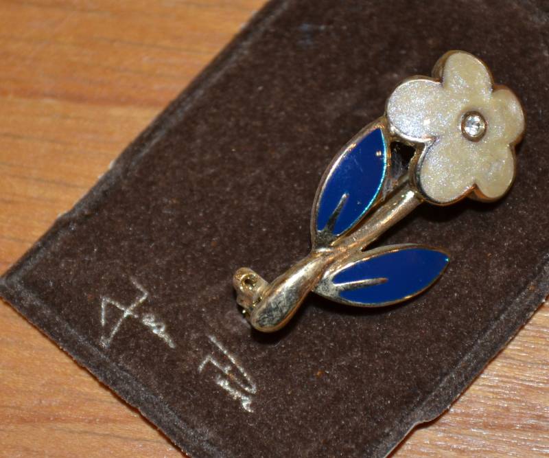 Original 70Er Jahre Anstecker Blumen Metall Brosche Pin Retro Mid Century Second Hand Wear von vintageBagsAndCo