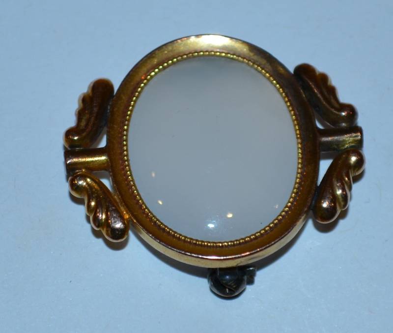 Original 70Er Jahre Vintage Anstecker Brosche Gold /Beige Pin Retro Mid Century Second Hand Wear Shabby Chic Clothing von vintageBagsAndCo