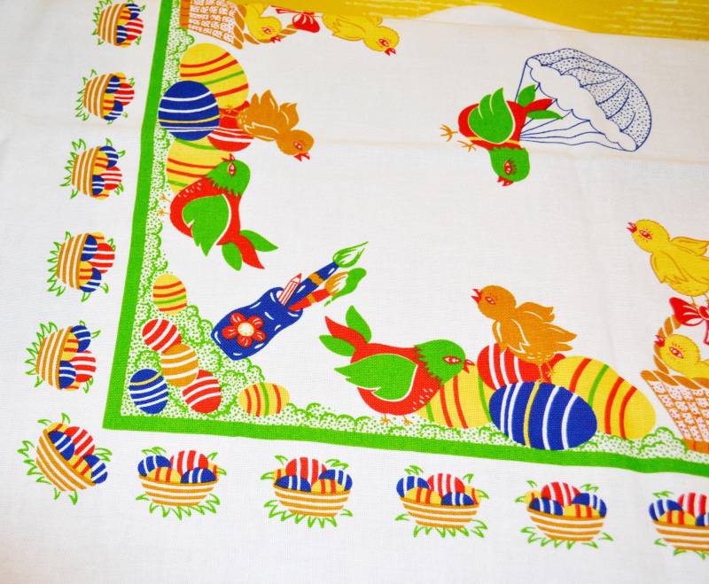 Schöne Eckige Vintage Tischdecke Ostern Eastern Seventies 70Er Jahre Mid Century Retro Esstisch von vintageBagsAndCo