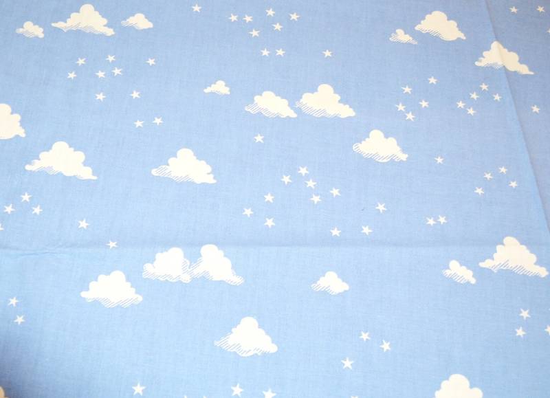 Schöne Eckige Vintage Tischdecke Wolken Blau /Weiß Wolken/Clouds Seventies 70Er Jahre Mid Century Retro Esstisch von vintageBagsAndCo