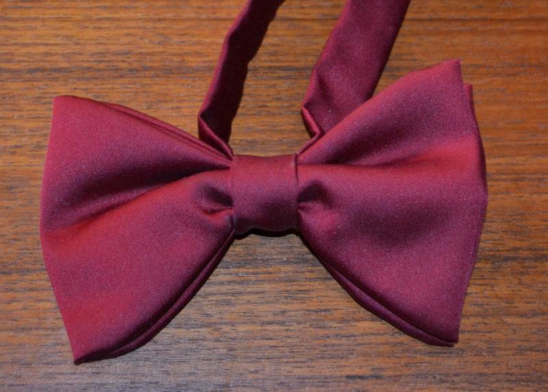 True Vintage 70'er Jahre Kravatte /Fliege Breit von vintageBagsAndCo