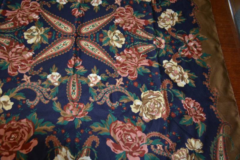 True Vintage 70Er Tuch Braun Trachtentuch Folklore Geblümt Xl Halstuch von vintageBagsAndCo