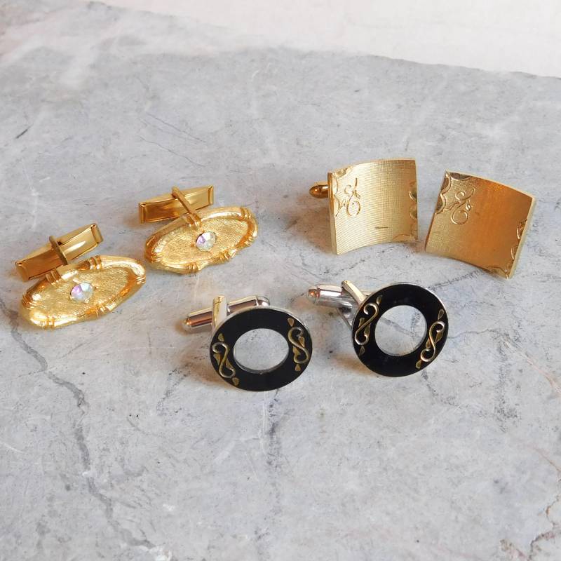 Jahrgang Viel 3 Paar Mitte Des Jahrhunderts Manschettenknöpfe - Goldtone Ovale W/strass Schwarz Graviert Emaille Kreise Swank Großen Quadraten von vintagedazzle