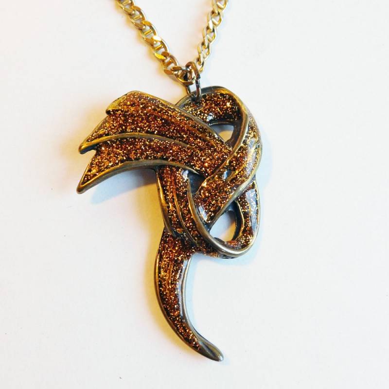 Vintage Gold Glitter-Infundiert Emaille Auf Messing Anhänger - Fließende Geknüpfte Band Design Große Glitzernde Freiform Goldtone Halskette von vintagedazzle