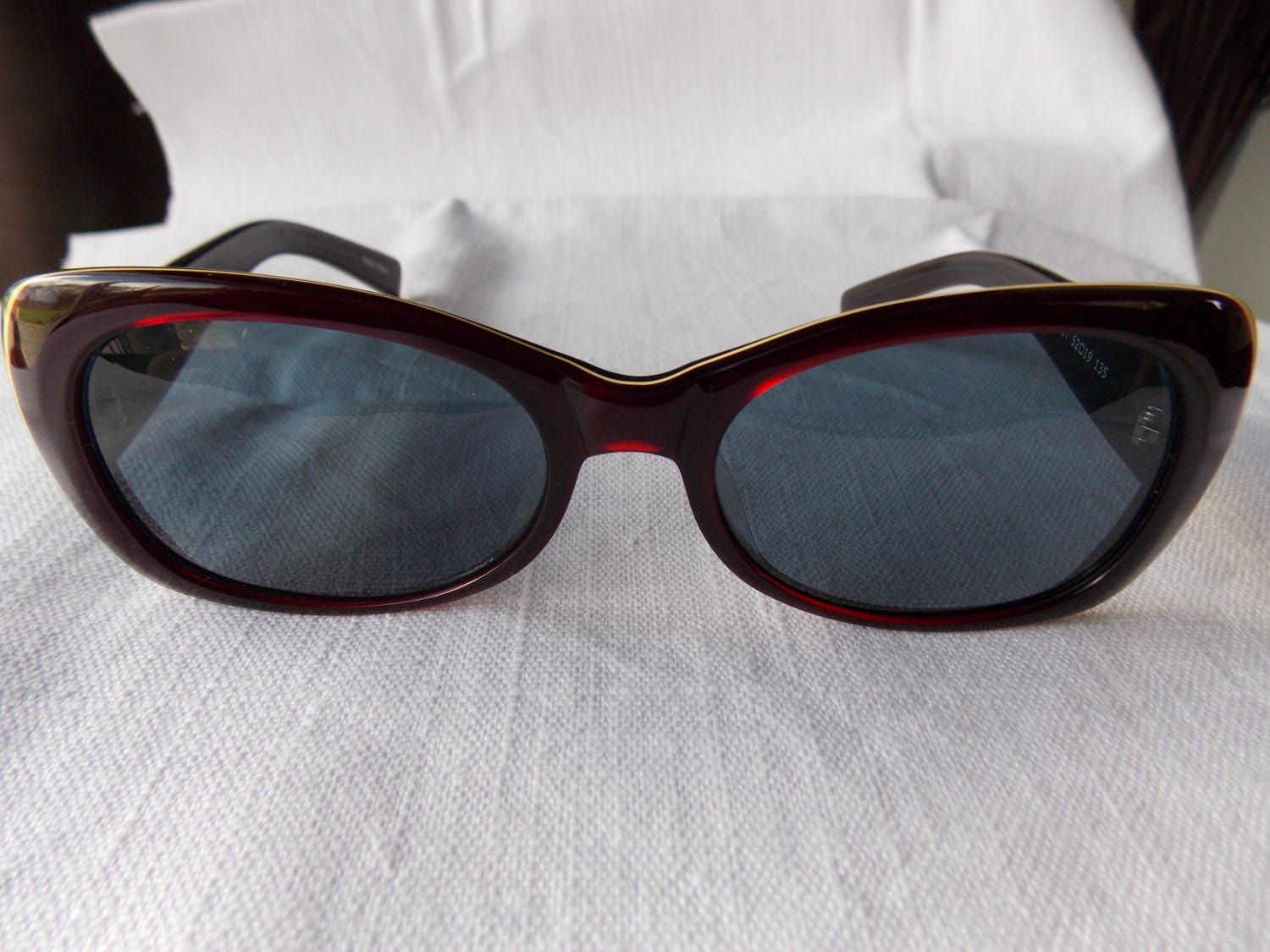 Charles Jourdan Vintage Designer-Sonnenbrille Charles Jourdan Vintage Designer-Sonnenbrille von vintagefrenchfabrics