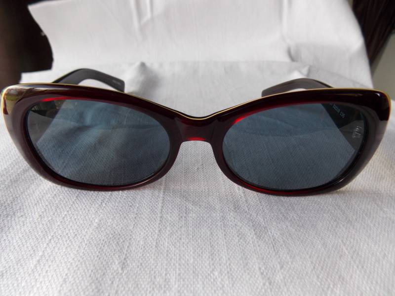 Charles Jourdan Vintage Designer-Sonnenbrille Charles Jourdan Vintage Designer-Sonnenbrille von vintagefrenchfabrics