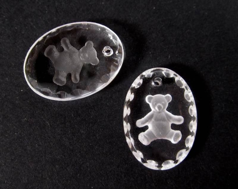 2 Glas Teddy Bär Anhänger Oval Handgemachte Glassteine 18x13 Mm Herz Transparent Matt Teddybär Original 1970 von vintageglassstones