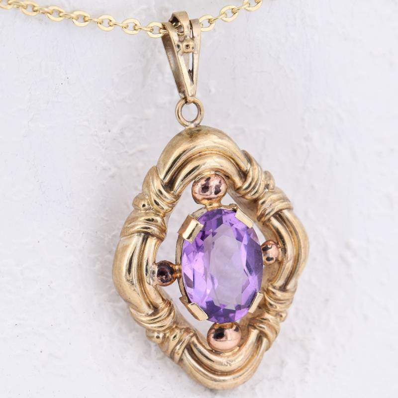 36 Mm - Antiker Art Déco Anhänger Gelbgold 333/8K Mit Ovalem Amethyst Um 1925 von vintagejuwelier