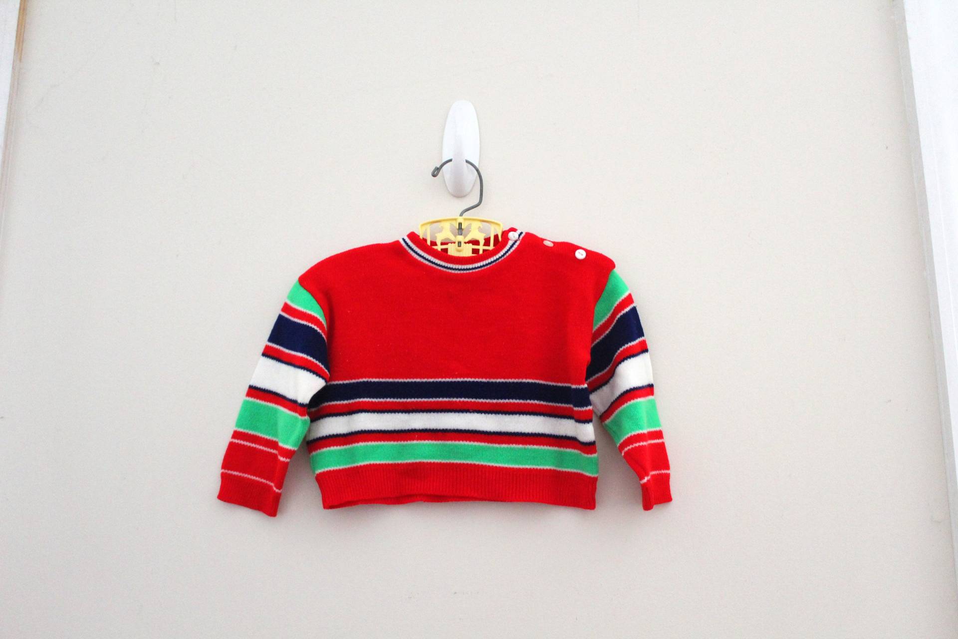 Vintage 70Er Jahre Süße Langarm Gestreiftfreaks & Geeks Stil Rot Kleine Jungen Oder Mädchen Stricken Pullover Größe 24 Monate 2 T von vintagekidlets