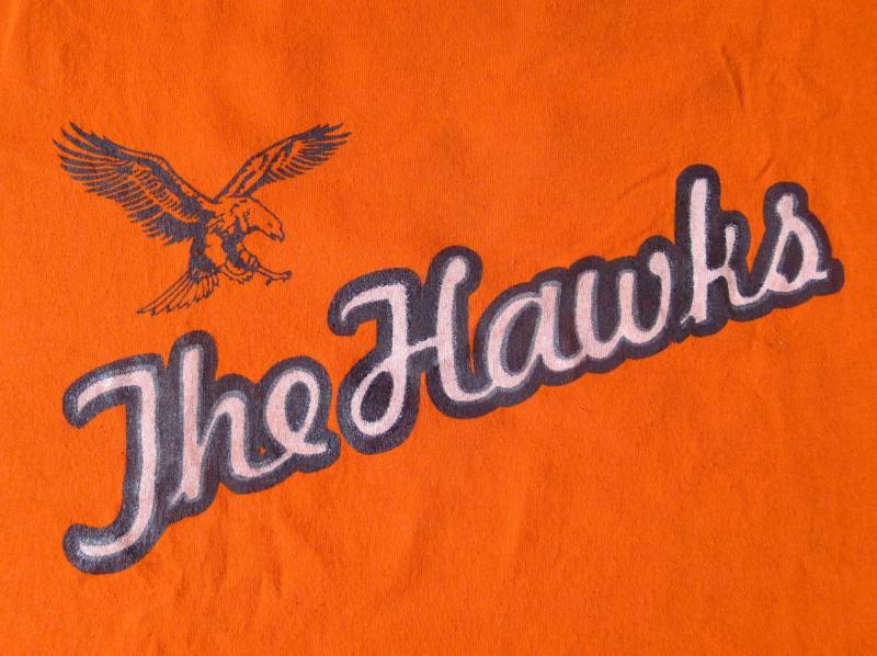 Vintage 80Er Jahre The Hawks 32 Orange T Shirt Vintage 80Er Jahre The Hawks 32 Orange T Shirt von vintageteesonline