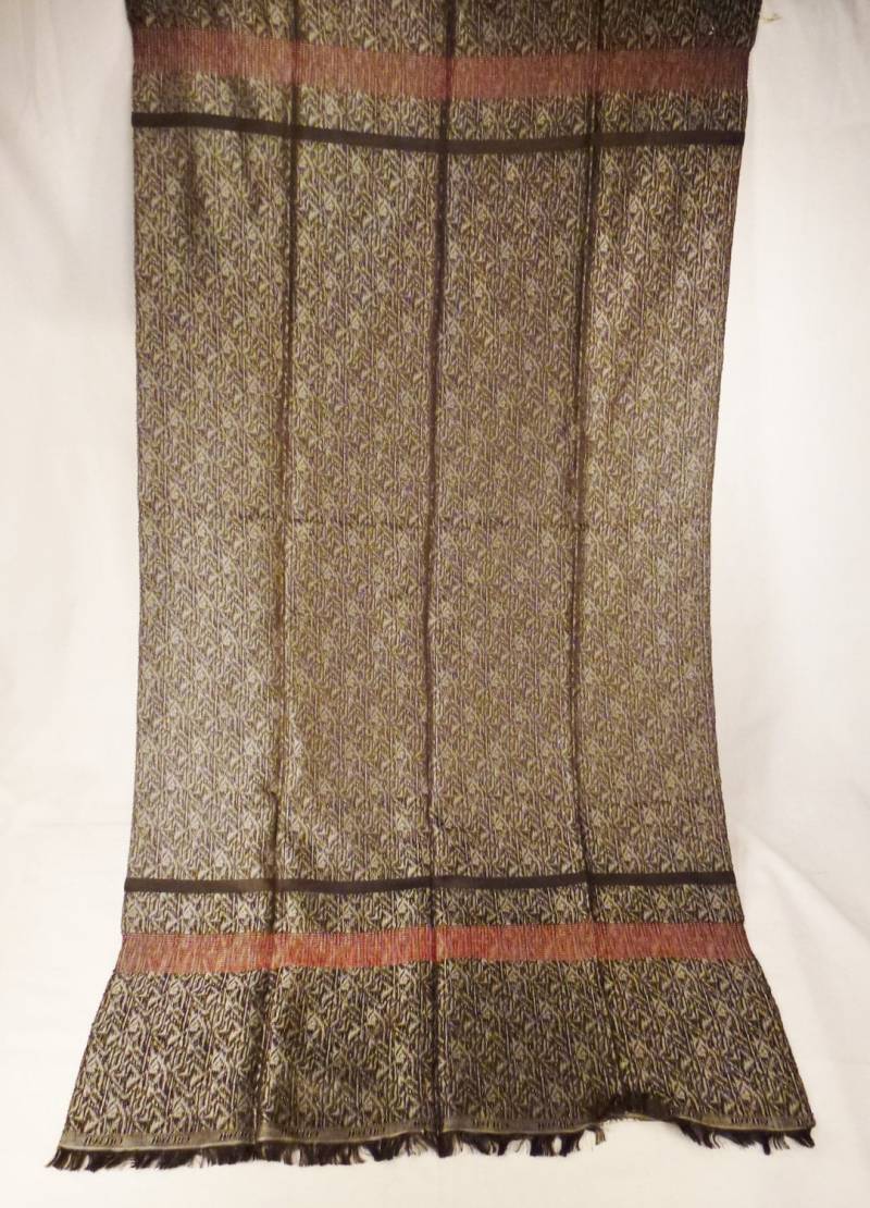 Carven Couture Schal Seide Brokat Ikat Design Frankreich Marshall Fields 50 X 24 Hreat Zustand von vintagevasso