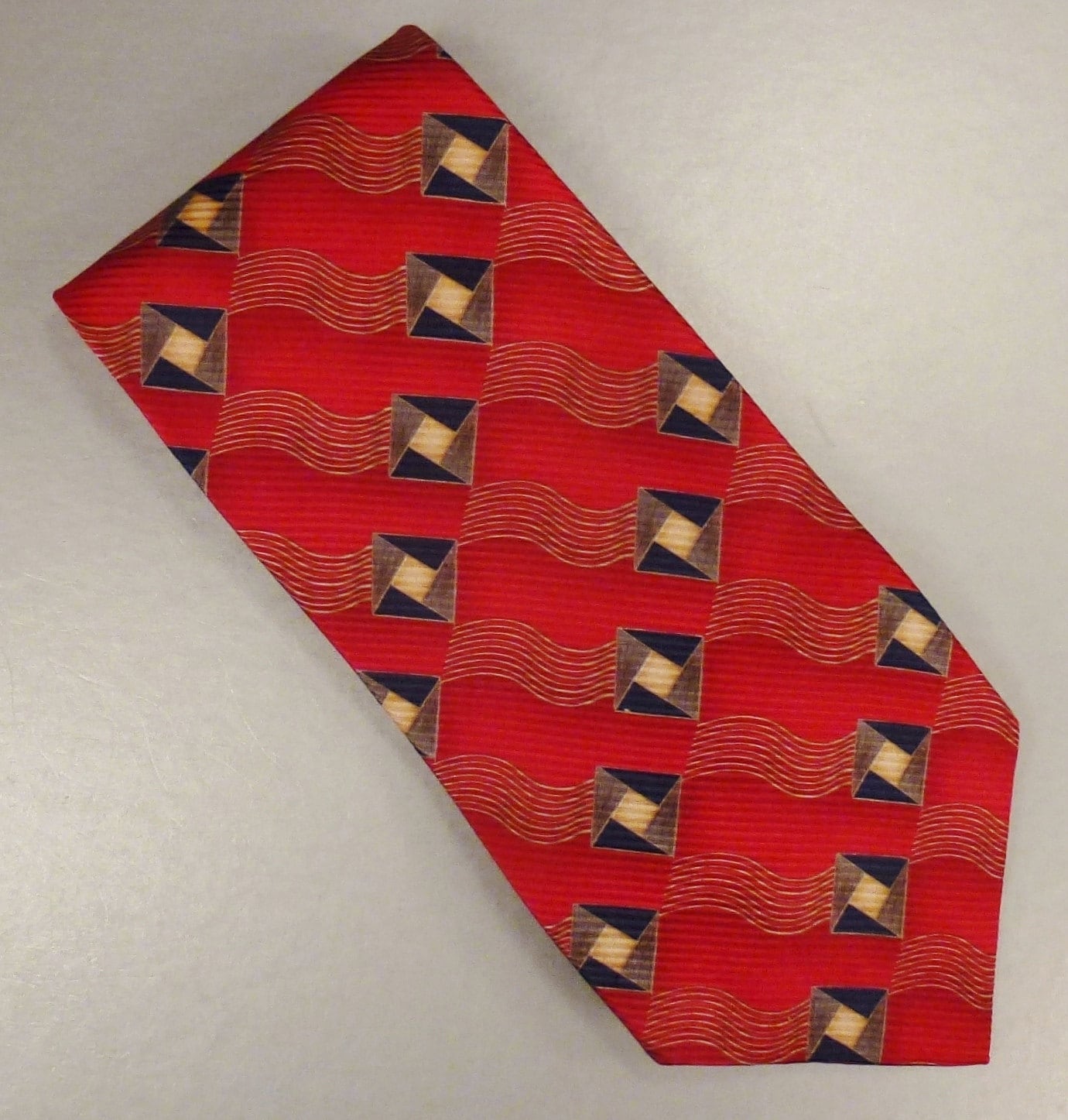 Designer Krawatte Seide J Z Richards Für Nordstrom Rot Schwarz Diamanten 62 in Lang 4 Breit von vintagevasso