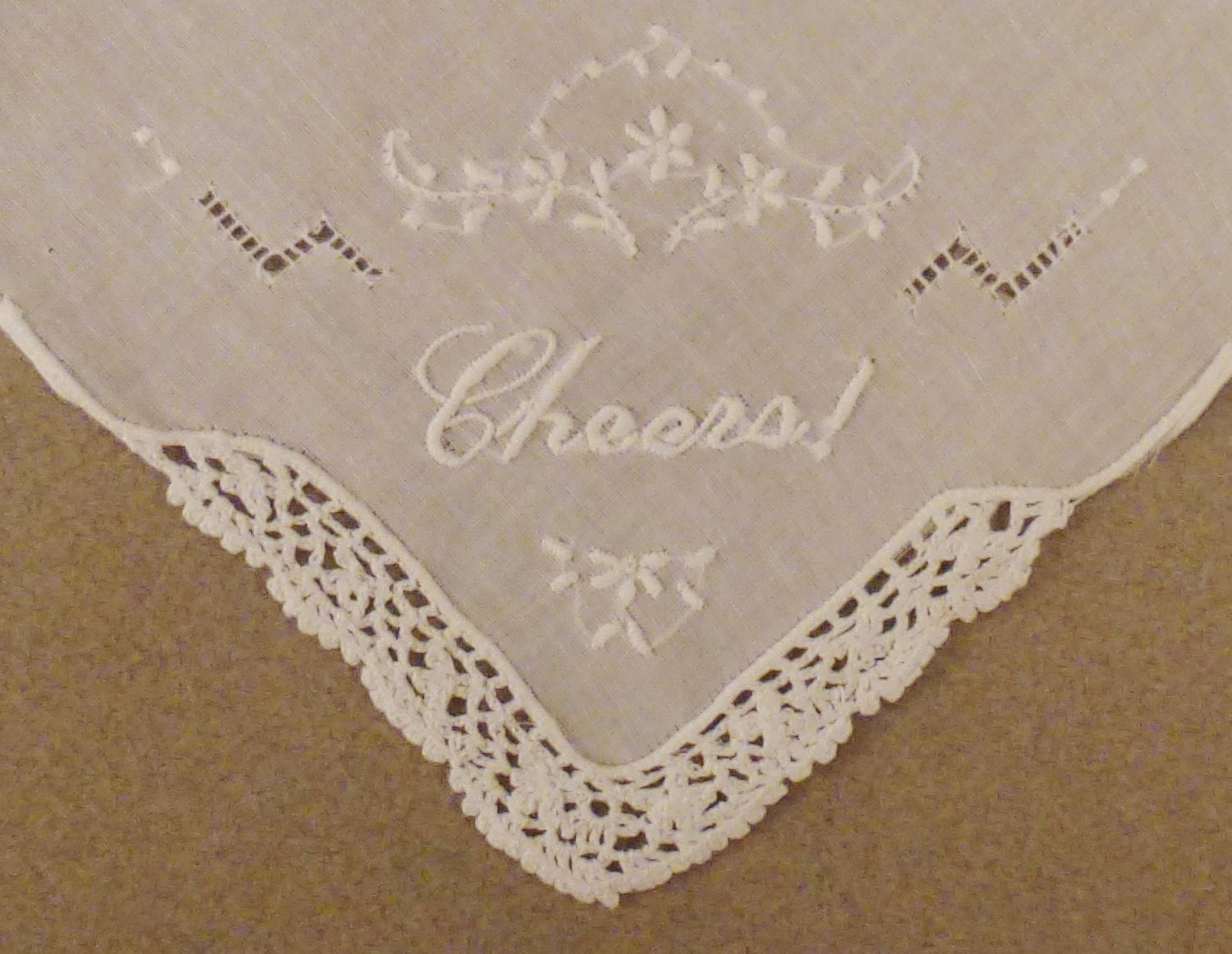 Linen Hankie Weiß Mint Taschentuch Bestickt Cheersl Häkeln Akzent 11 X 10 3/4 In von vintagevasso