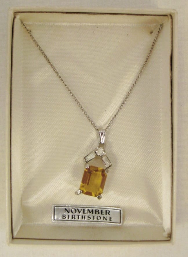 November Geburtsstein Citrin Pendanr Silberfarben Und Strass Anhänger 16 in Kette von vintagevasso