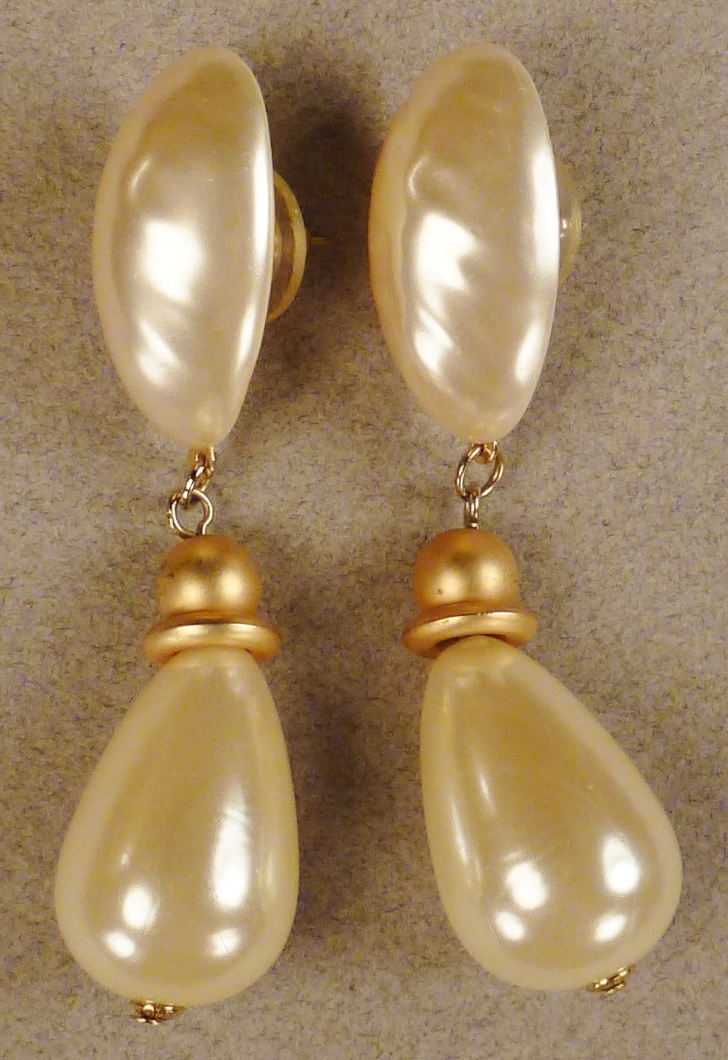 Ohrringe Perlen Tropfen Hängend Ca 3 Zoll Pierced Goldton von vintagevasso