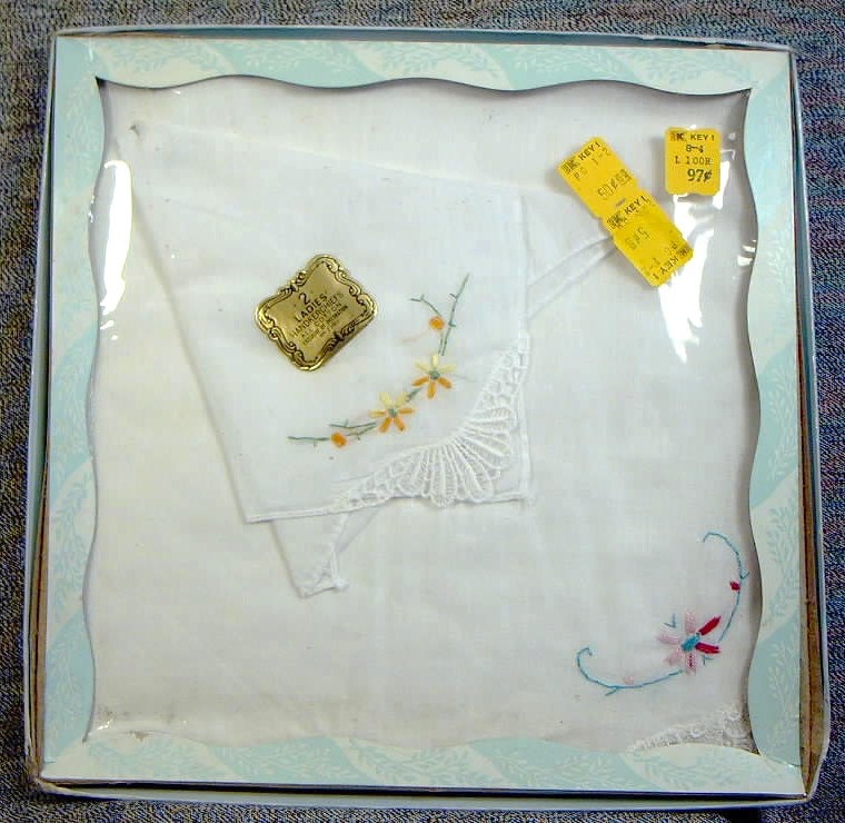 Vintage Damen Geschenkset Zwei Taschentücher Gestickt Lace Ovp von vintagevasso