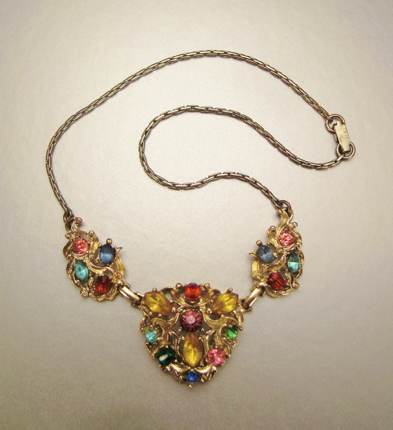 Vintage Halskette Goldfarben Facettiert Strass 15 in Long von vintagevasso