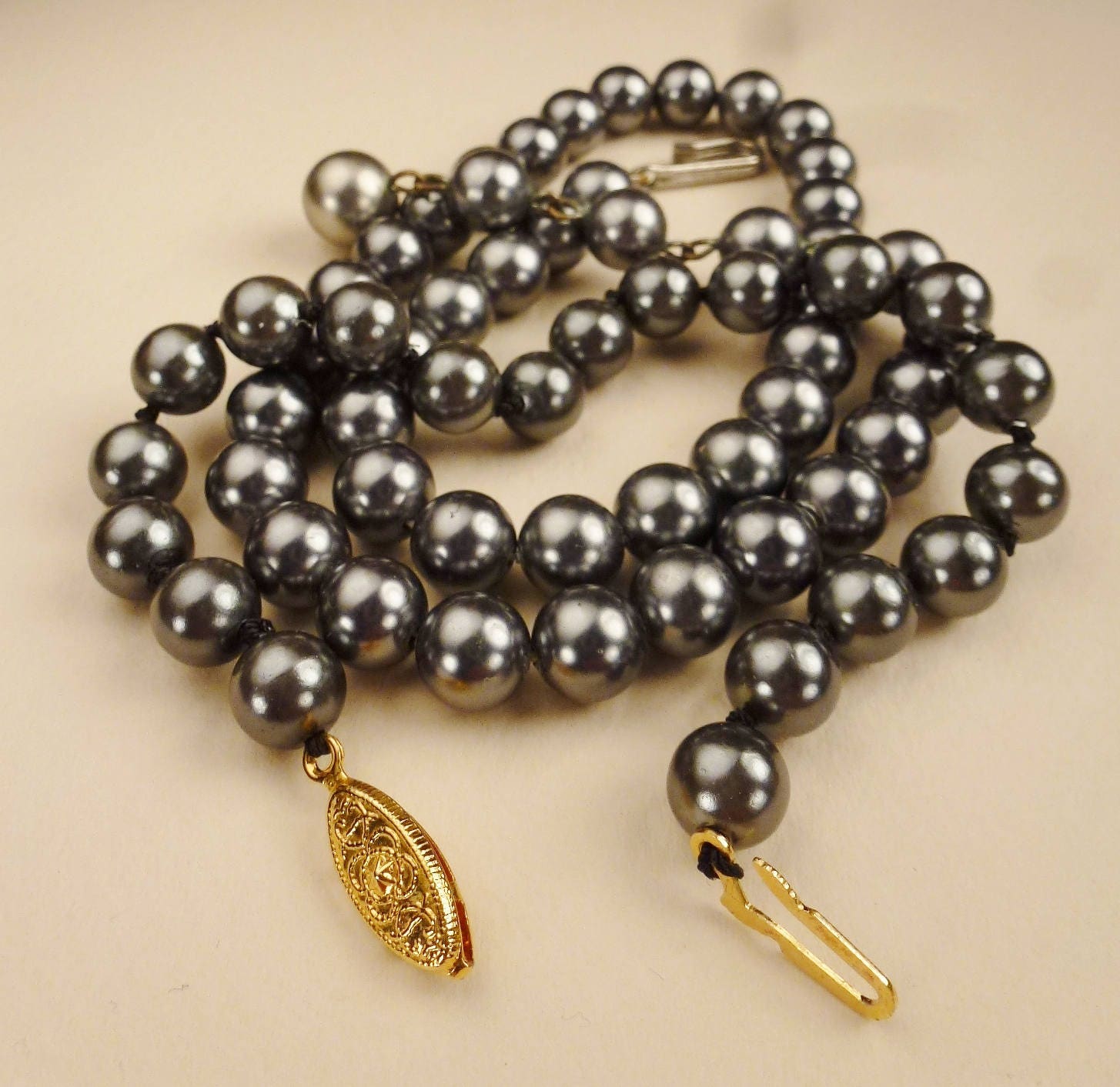 Wunderschöne Hochzeit Halskette Parure Armband Faux Pearls Schwarz 15 1/2 Und 7 in Langen Glasperlen von vintagevasso