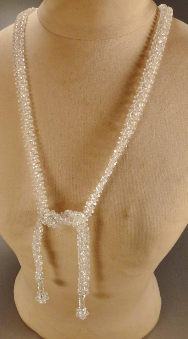 Wunderschöne Swarovski Seil Kette Crystals White Clear 44 in Long Mit Quasten Hochzeit Tag von vintagevasso