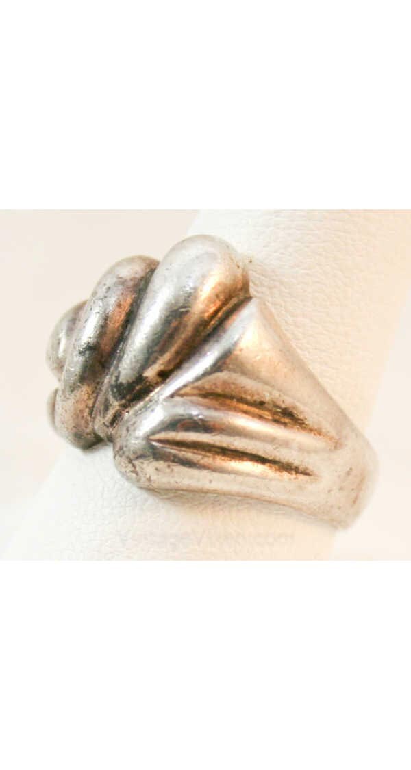 70Er Sterling Silber Ring Flourish - Size 9 Cocktail 38340-1 70Er Sterling Silber Ring Flourish - Size 9 Cocktail 38340-1 von vintagevixen