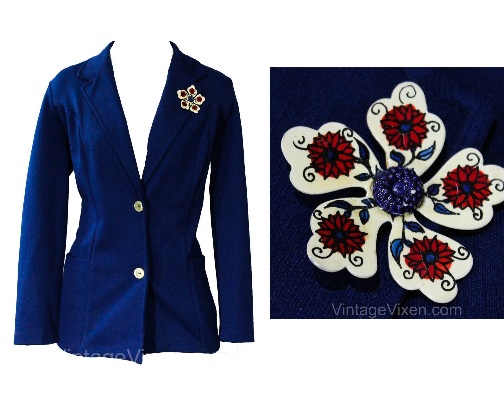 Size 12 Polyester Jacket & Boho Brosche - 70Er Jahre Dunkelblauer Blazer Anstecknadel West Germany Büste 40.5 Size 12 Polyester Jacket & Boho Brosche - 70Er Jahre Dunkelblauer Blazer Anstecknadel West Germany Büste 40.5 von vintagevixen