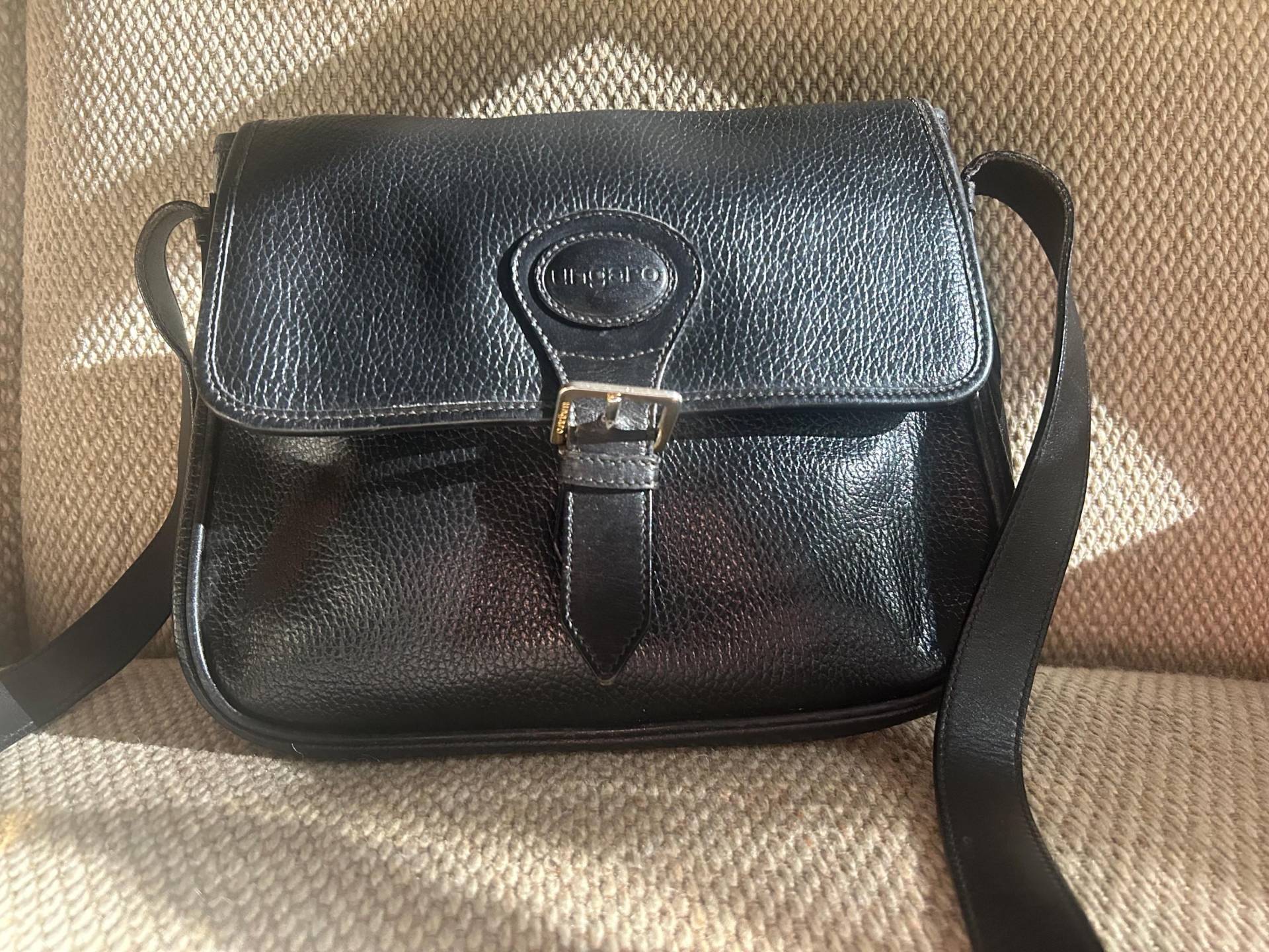 Ungaro Ledertasche Made in Italy Schwarz Schultertasche von vintej