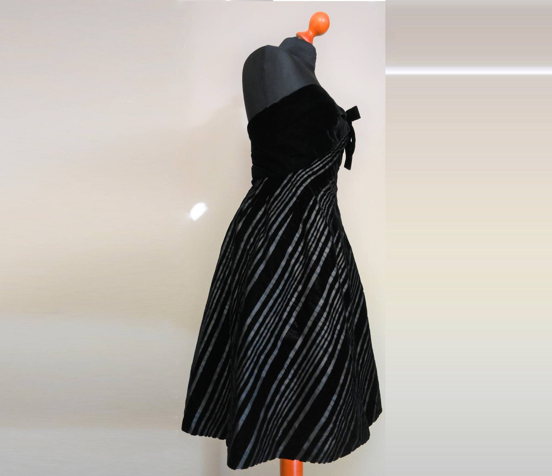Vintage Kleid Original 50Er Petticoat Samt von vintej